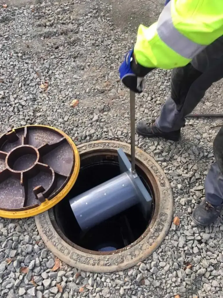 Access point check of WaStop flood protection device in Kristianstad